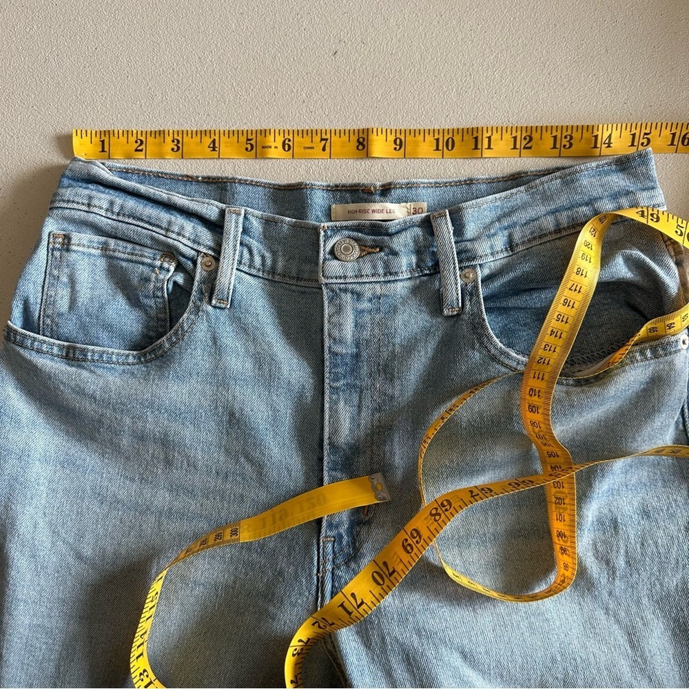 Levi's Women's High Rise Wide Leg Jean - Picture 7 of 9